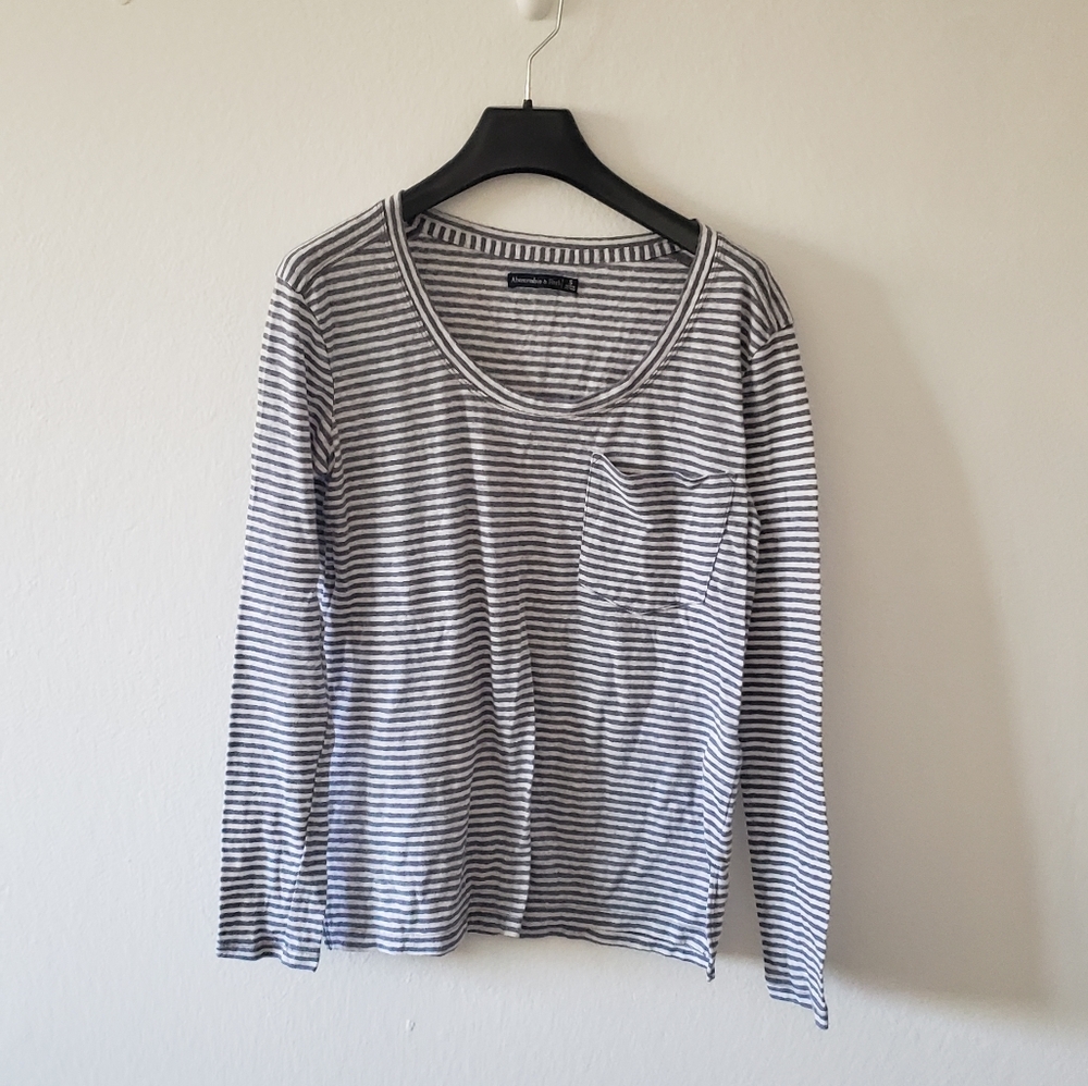 Abercrombie & Fitch blue white striped pocket long sleeve t-shirt